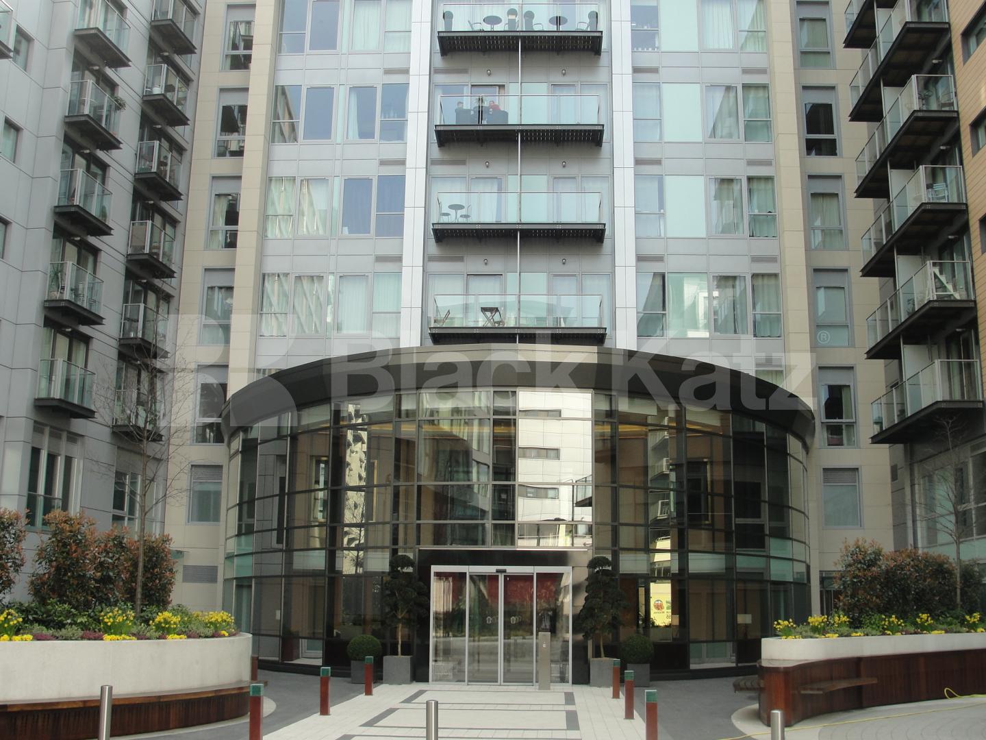			1 Bedroom, 1 bath, 1 reception Flat			 Hawker Building, Chelsea Bridge Wharf, Queenstown Road, Battersea